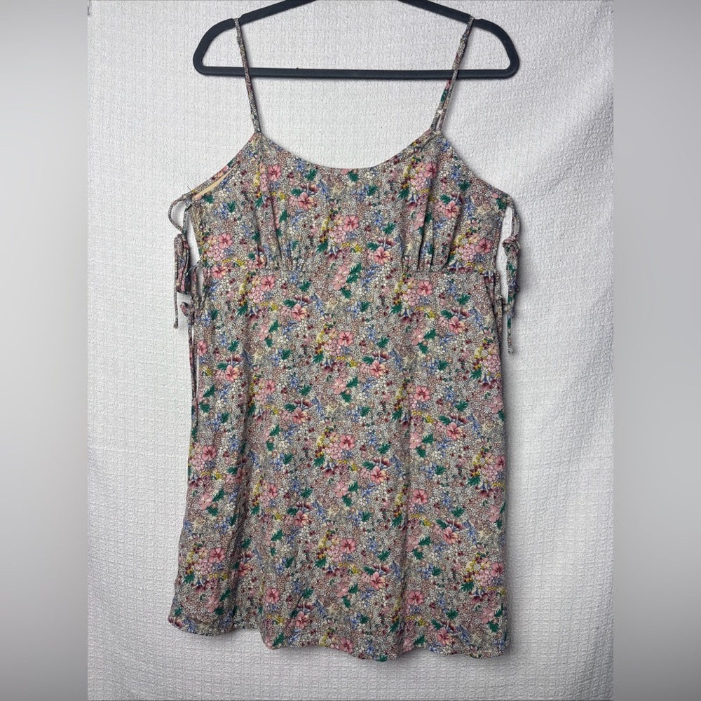 Lulu's Vibrant Floral Print Tunic‎